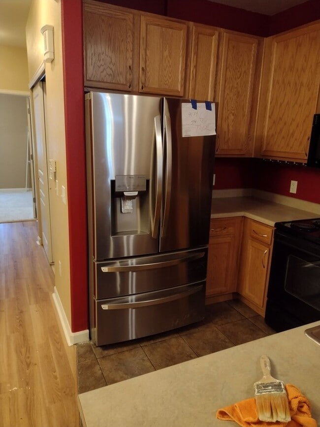 Photo - 833 E 98th Ave