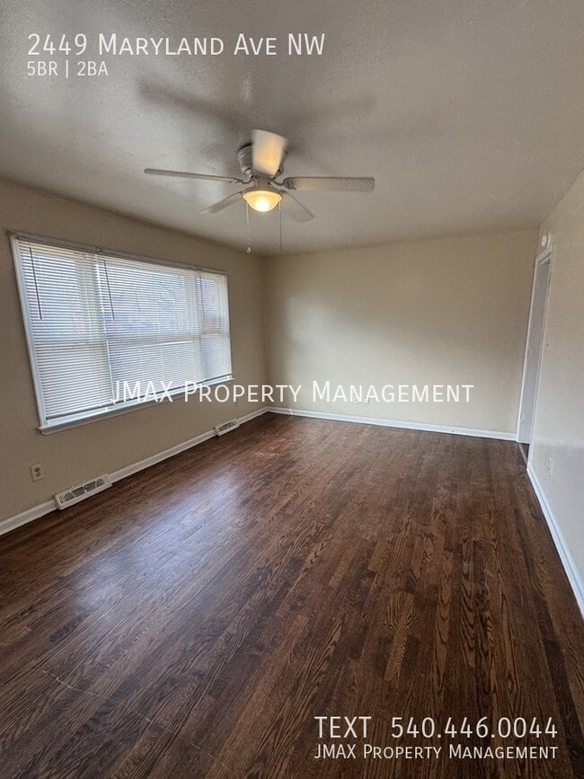 Photo - 2449 Maryland Ave NW