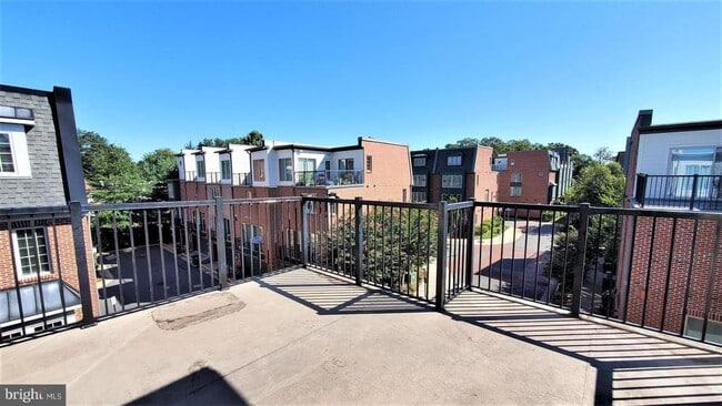 9700 Cedar Farm Cir