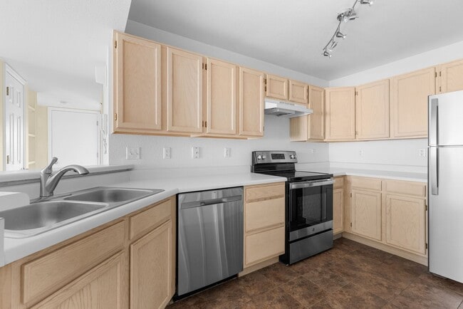 Photo - GREAT LOCATION 2 Bed 2 Bath Condo in Hunter's Ridge-Available Now! Unit 208