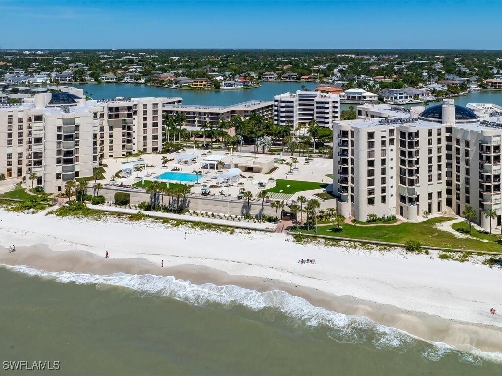 Photo - 3115 Gulf Shore Blvd N Unidad 205S Rental