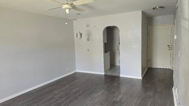 Photo - 1821 NE 62nd St Unit 304