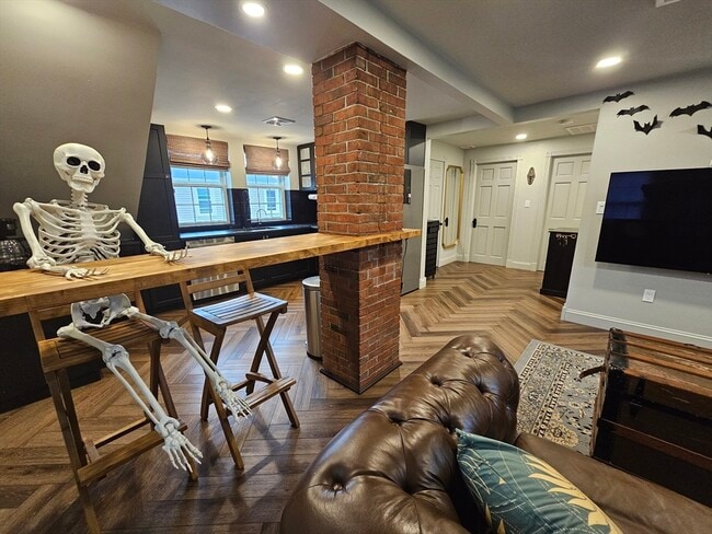 Building Photo - 55 Buffum St Unit 3