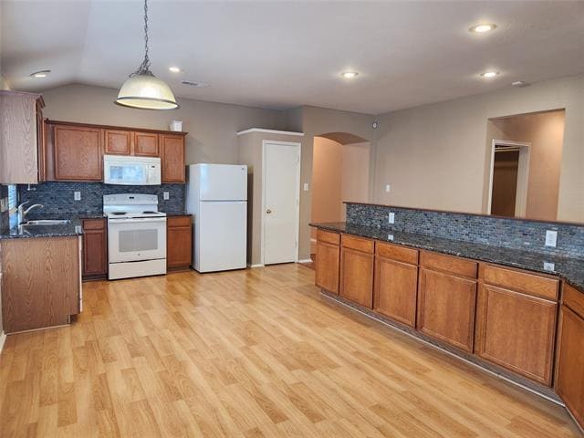Building Photo - 3913 Chimney Rock Dr