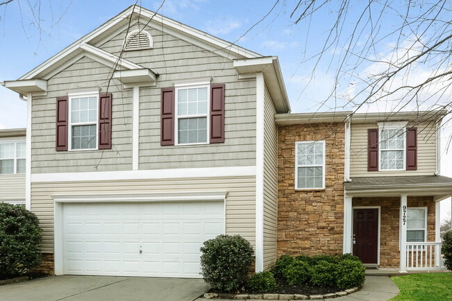 Building Photo - 9727 Hollystone Ln Rental