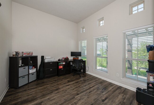 Photo - 2125 Stubbs Dr