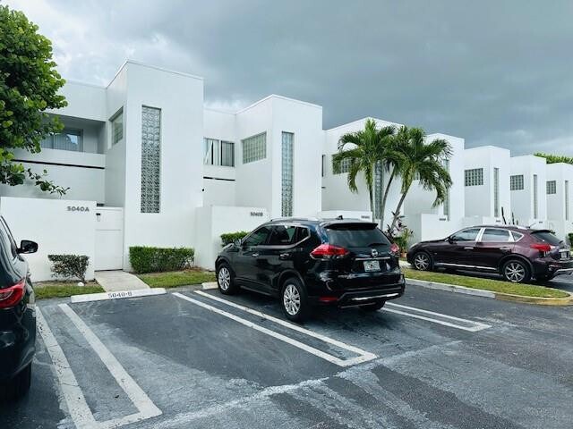 Photo - 5040 Elmhurst Rd