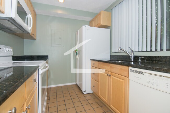 Photo - 184 Allston St Unit 2