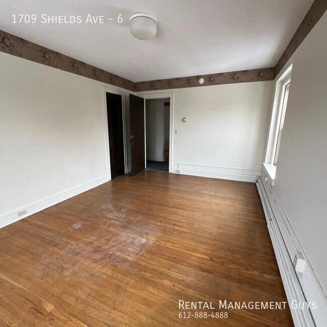 Photo - Huge 2 Bedroom! Completely Remodeled! Unit 6