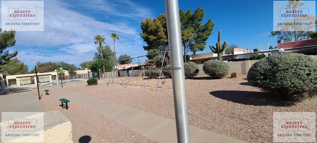 Photo - Los Reales & Cardinal area 2/2 with A/C & covered parking