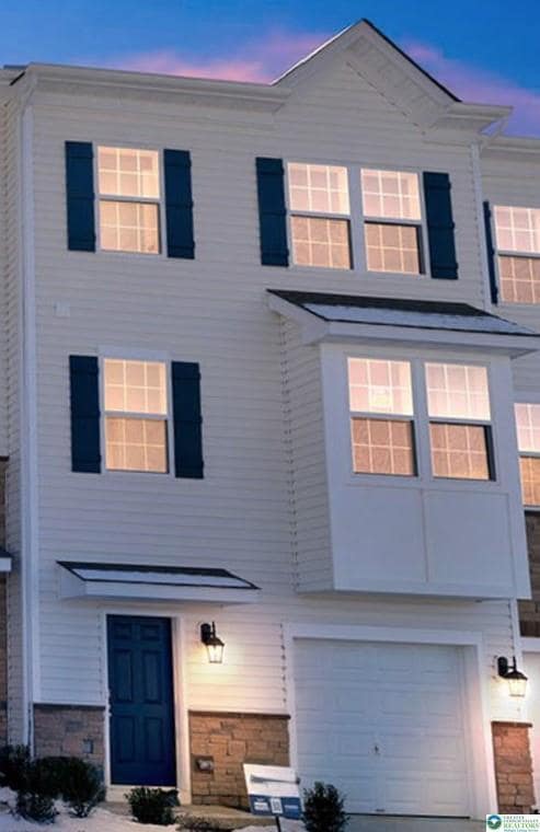 Photo - 8309 Alexander Ct