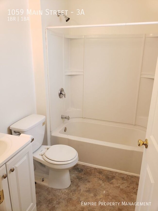 3rd Floor-1 Bedroom/ 1 Bathroom Apartment ... Unit 3A - Northampton, PA ...