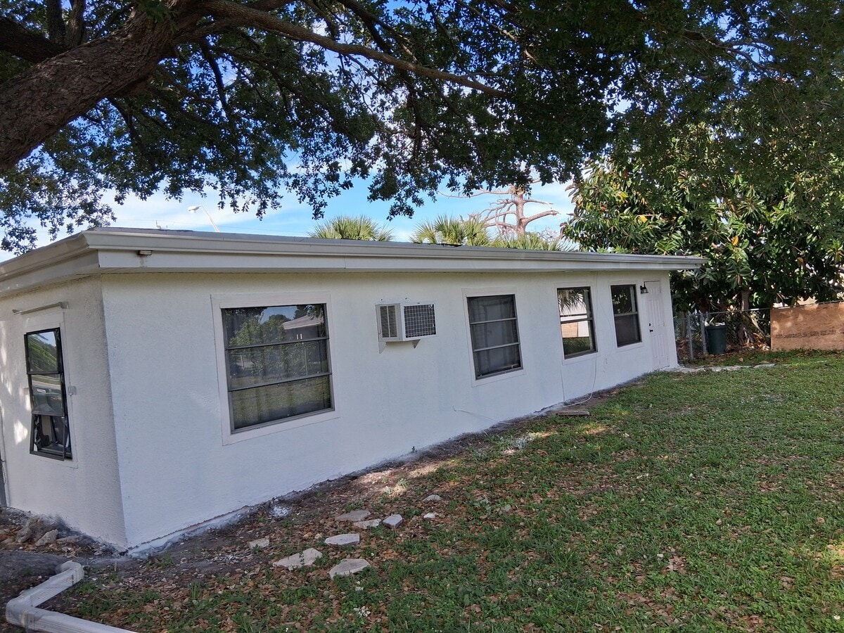 Photo - 22137 Midway Blvd