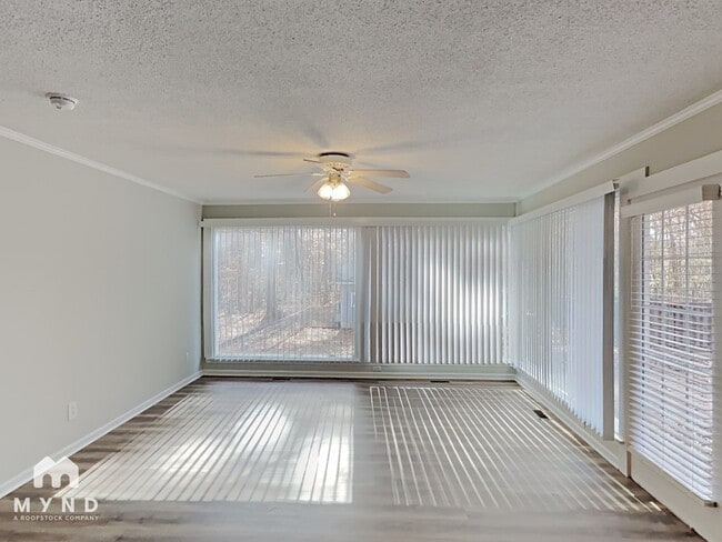 Photo - 511 Andover Rd