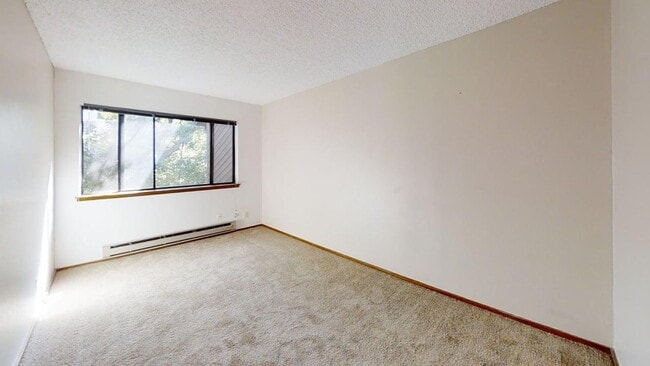 Photo - 2633 Juniper Ave