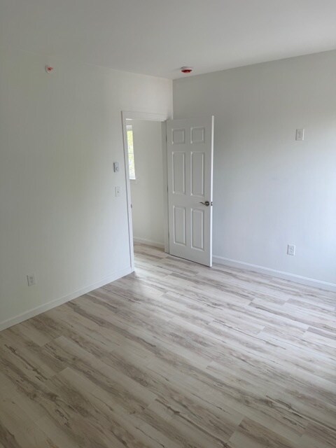 Photo - 64 Pine St Unidad 3D