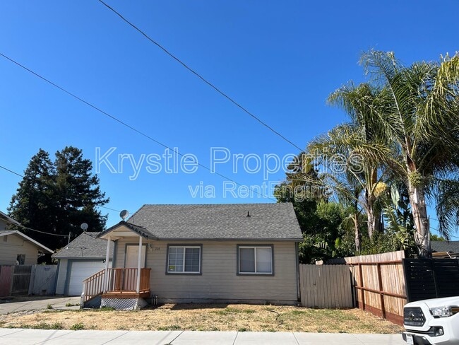Building Photo - 228 Donaldson Way E Rental