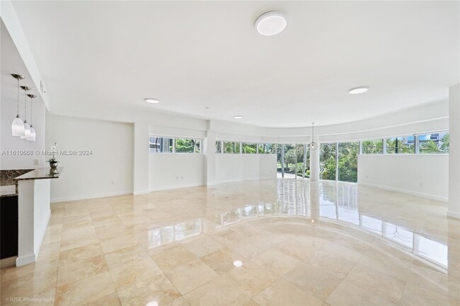 2699 Tigertail Ave Unidad 21