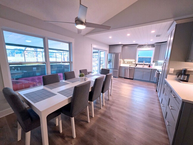 Photo - 2019 Shadow Pine Dr