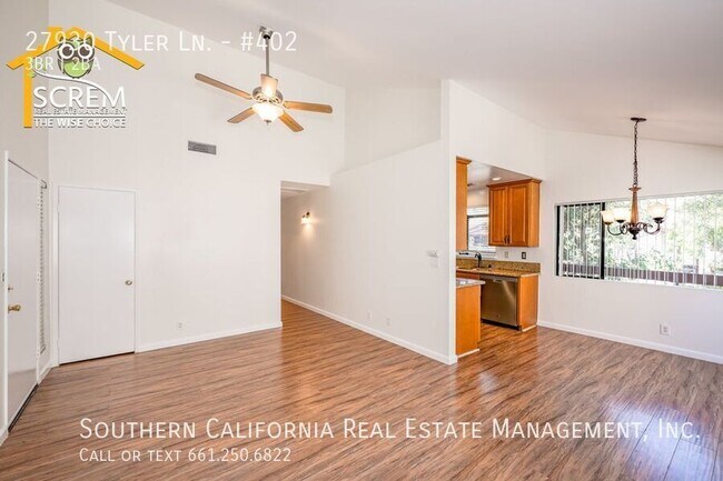 Photo - Three Bedroom Upper Condo in Canyon Oaks Unidad #402