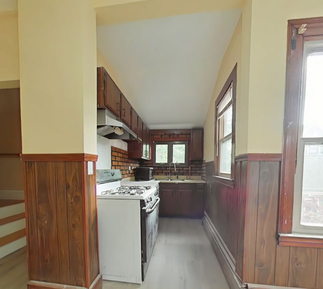 22 Grand View Ave Apartments Unit 2 Somerville, MA