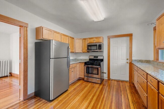 Photo - 26 Chilton St Unit 3