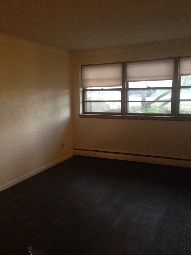 Photo - Stryker Apartments