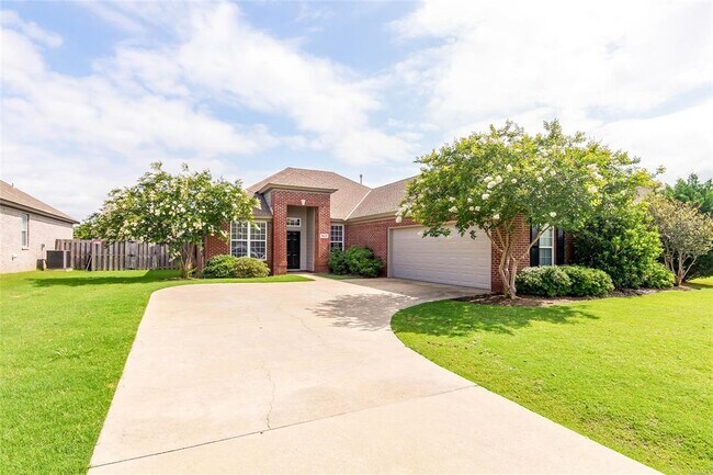 Photo - 9625 Helmsley Cir