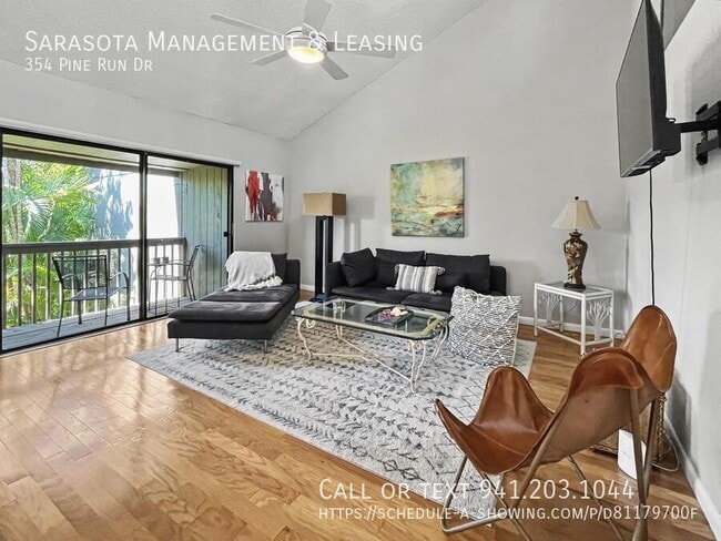 Photo - 354 Pine Run Dr