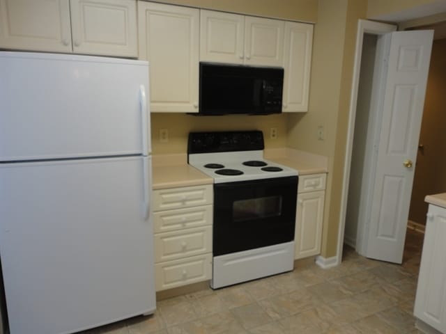 Photo - 6526 Sparrowood Dr