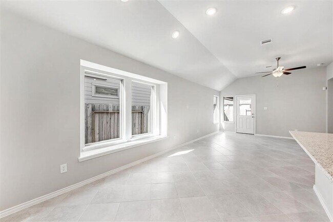 Photo - 5018 Mint Orchard Dr