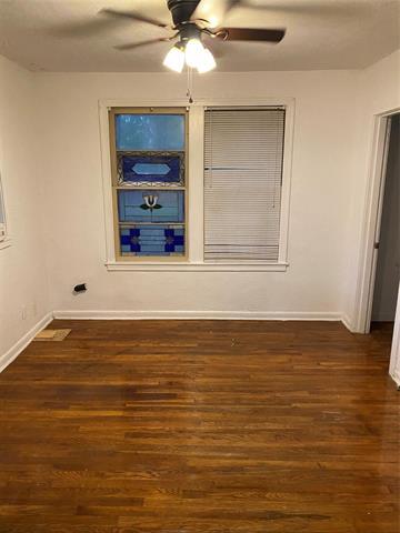 Photo - 2532 Woodford St