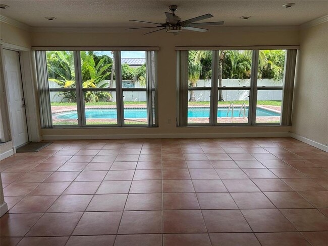 Photo - 1811 NE 43rd St