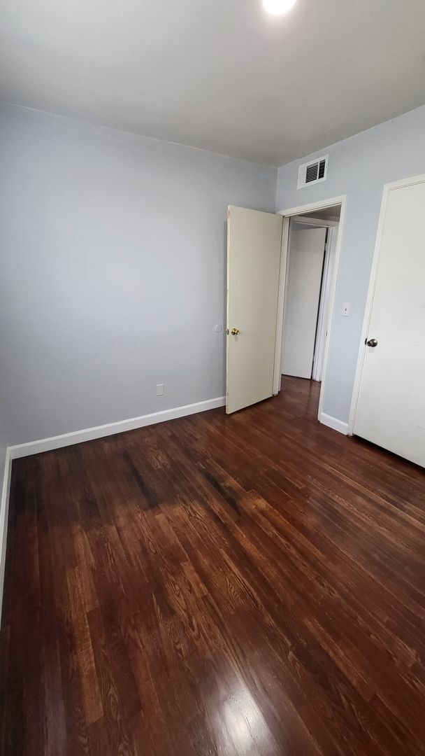Photo - 2204 Bradley Ave