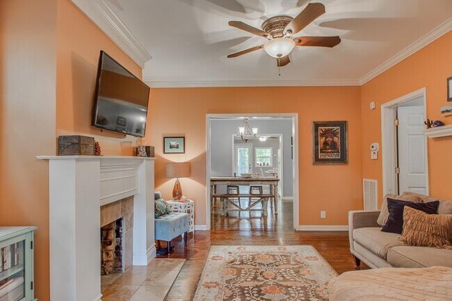 Photo - Cute home in Easy Nash w/fenced in yard