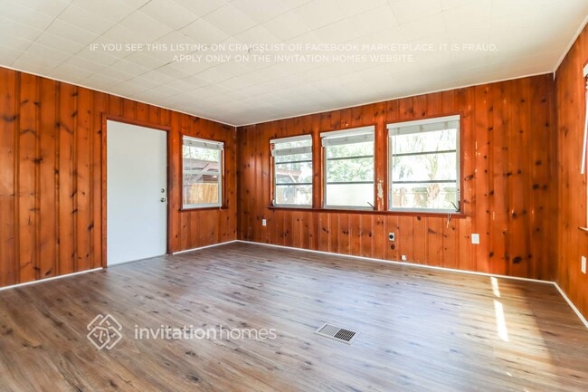 Photo - 5213 45th Ave N