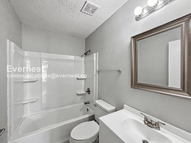 Photo - 6260 Somerset Dr