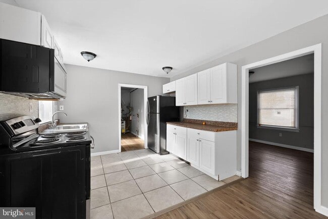 Photo - 17 Bonnie Ln