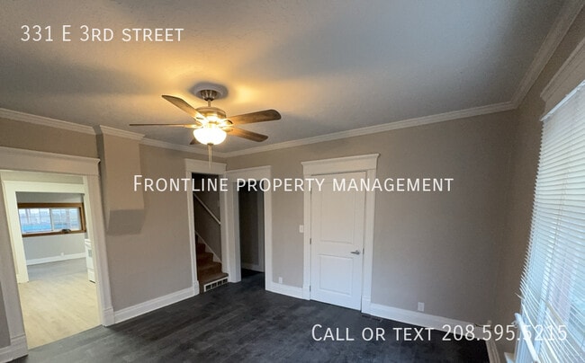 Photo - 331 E 3rd St