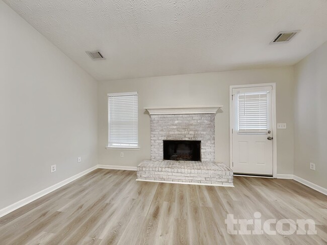 Photo - 1528 Cardinal Ln