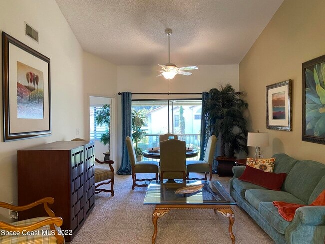Photo - 1039 Country Club Dr Unit 425