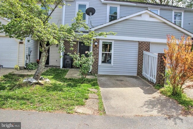 Photo - 46357 Columbus Dr