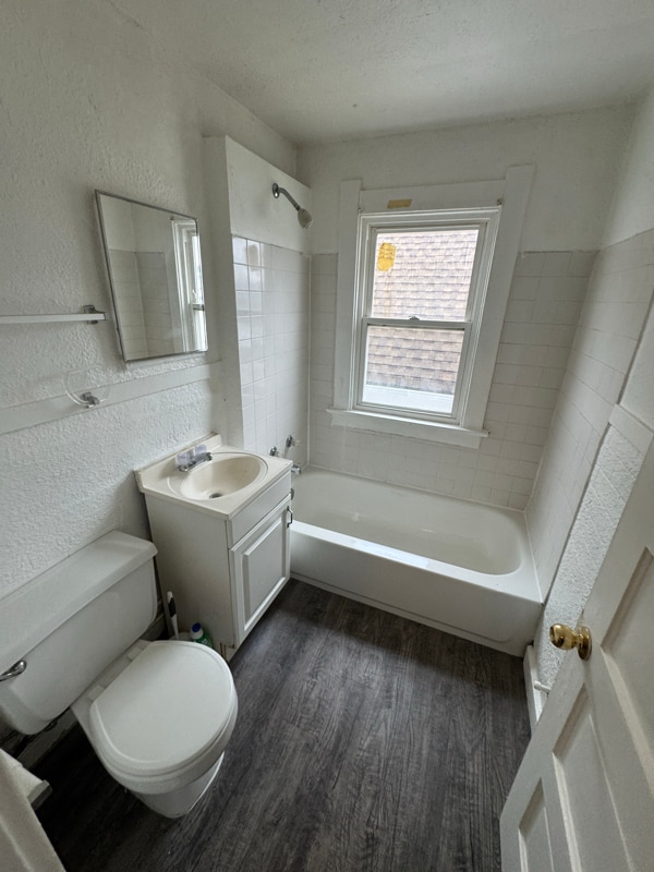 Photo - 240 Dexter St Unit 2