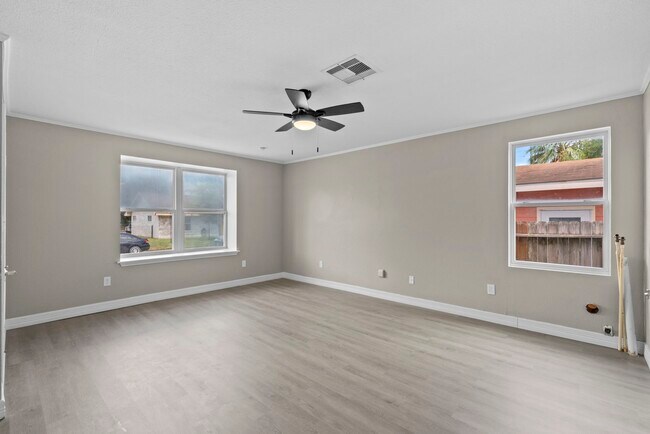 Photo - 5309 Perry Ave