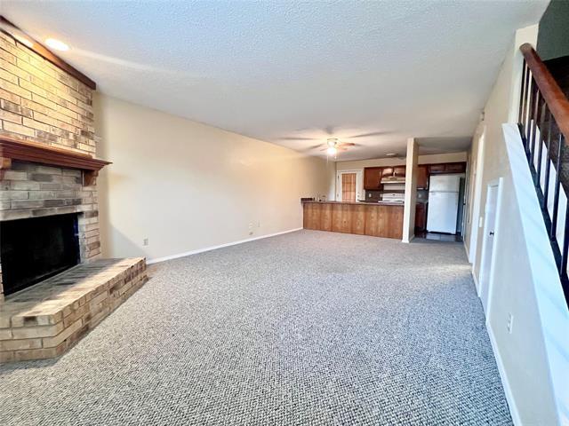 Photo - 816 Redbud Dr