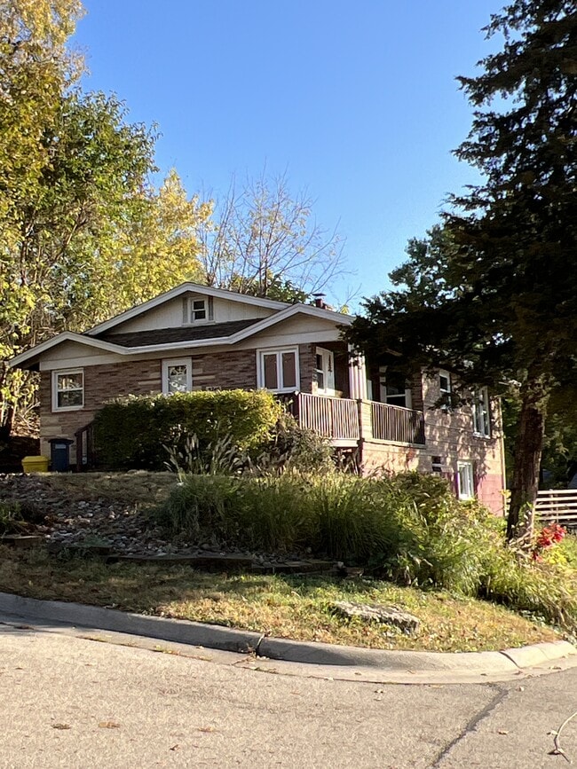 Photo - 2740 Buena Vista St