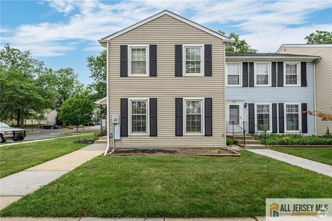 Building Photo - 36 Byrnes Ln W Rental