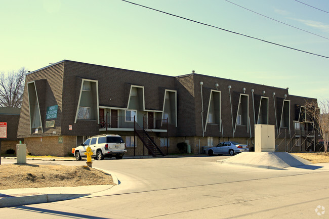 Photo - Saint Thomas Square Apartments
