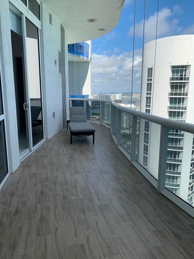Photo - 15811 Collins Ave Unit 4203