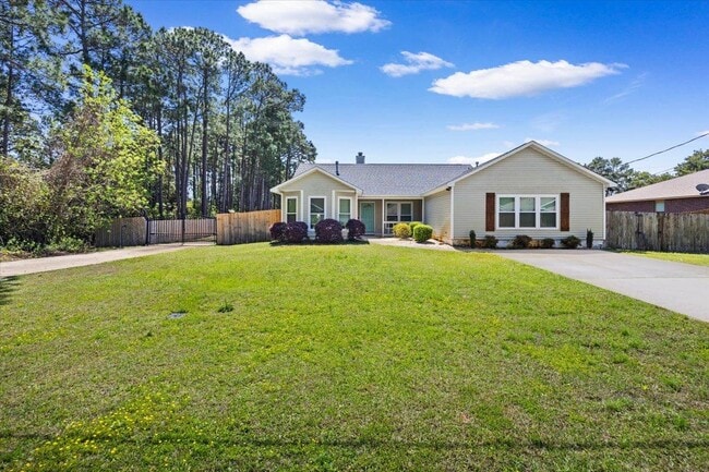 Building Photo - 8665 El Paseo St